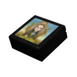 Queen of Pinnacles Gift box gift boxes