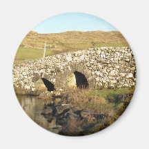 Quiet man bridge magnets
