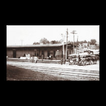 RailRoad Depot canvas prints