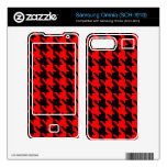 Red and Black Houndstooth Samsung Omnia Skins