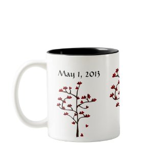 Red Heart Tree Keepsake Mug mug