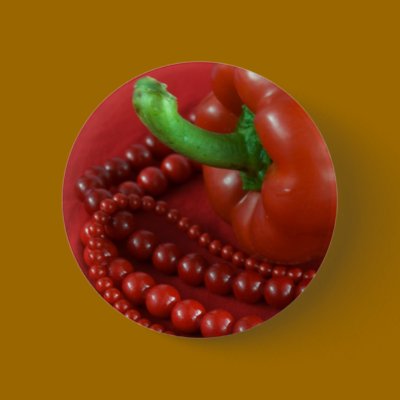 red paprika&beads_1 pins by VioDePhoto