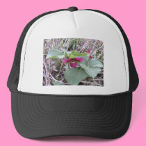 Red Trilliums hats