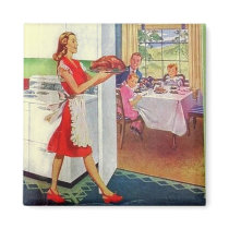 Retro Housewife on Thanksgiving Magnet
