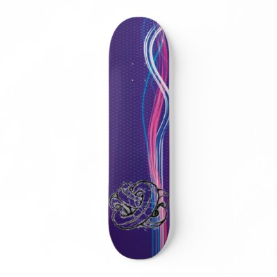 retro lines skate deck by b4ckinth3d4y