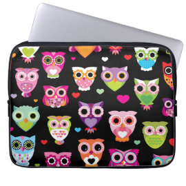 Retro owl pattern laptop sleeve