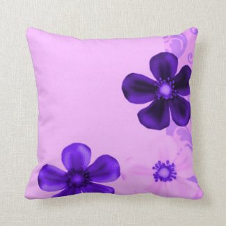 Retro Vintage Flowers Lavender Purple Pillows