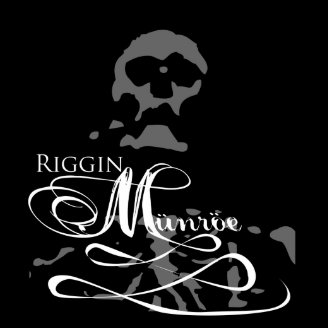 Riggin Münröe logo ladies T