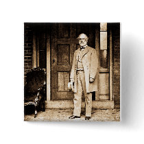 Robert E. Lee - Vintage Mathew Brady Pinback Button