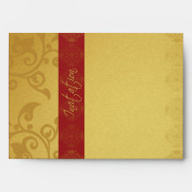 Rojo de oro del sobre del boda de la invitación