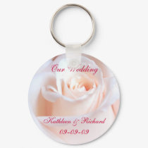 Romantic Rose Wedding Key Ring keychains