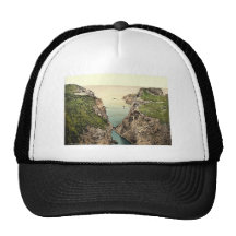 Rope Bridge. Carrick-a-Rede. Co. Antrim, Ireland r Mesh Hat