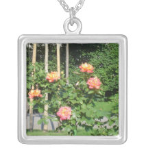 Rose bush necklace