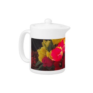 Roses and Tulips Teapot teapot