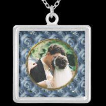 Roses necklaces