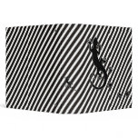 Running Gecko - black & white stripes binders
