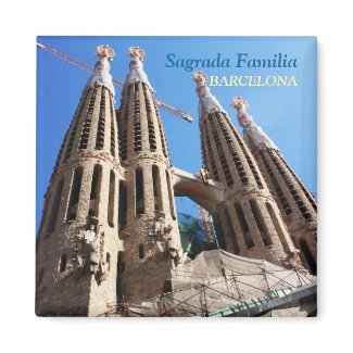 Sagrada Familia magnet