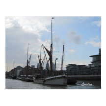 Sailing Boats at the Tames postcard