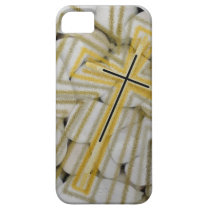 Sand Cross on Pebbles. iPhone 5 Cases