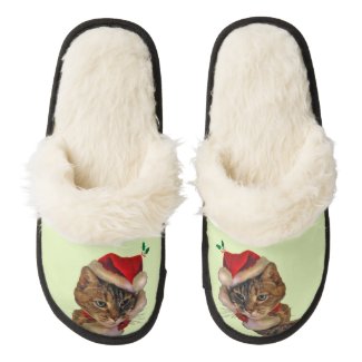 Santa Kitty Pair of Fuzzy Slippers