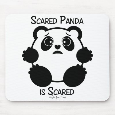 scared_panda_mousepad-p144976188189414772trak_400.jpg