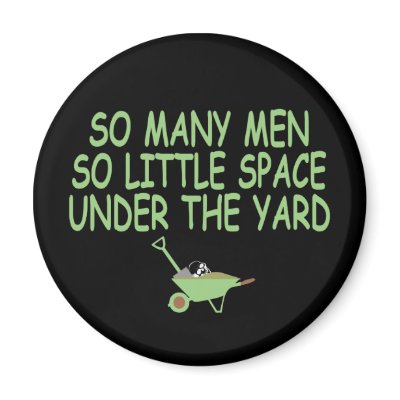 Scary slogan magnet by Femfatal