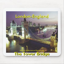 SCENE FROM LONDON ENGLAND (UK) MOUSEPAD