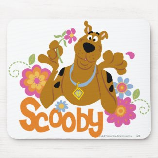 Scooby in Flowers mousepad