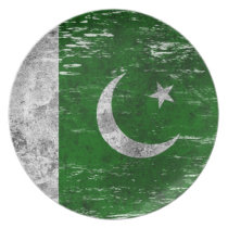 Scuffed and Worn Pakistani Flag Plate