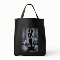 Seance Queen Tote bags