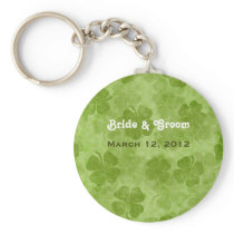 Shamrock Bride & Groom Keychain