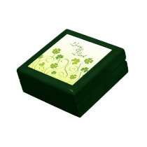 Shamrocks and clovers gift boxes