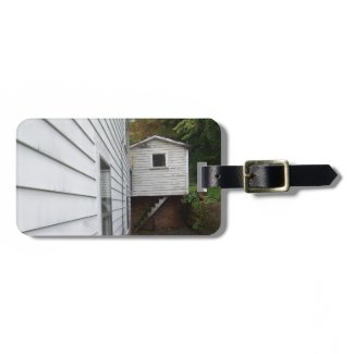 Shed on Hill Travel Bag Tag