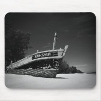 Shipwreck On The Beach (FreeWallpaperBlog.com) mousepads