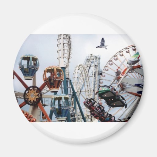 Shore Pier Round Magnet