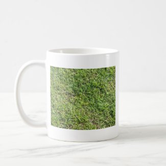 Short green grass mug