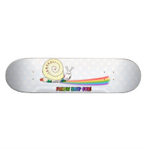 Siga su caracol lindo de la diversión que sigue el patines 
