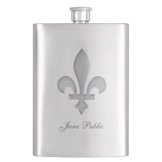 This hip Flask features a large silver fleur-de-lis centered on the front of the stainless steel flask container