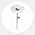 Simple Spring Daisy Round Sticker