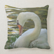 Sitting Swan throwpillow