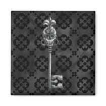 Skeleton Key 3 Magnet