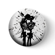 Skull Kiss button