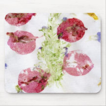 Smashed flowers craft, bougie red and green mouse pad