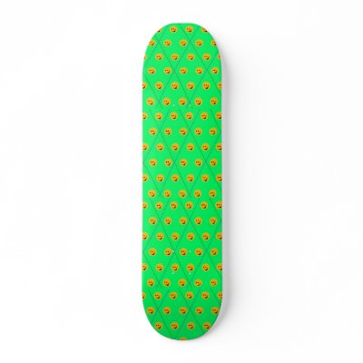 Smiley Skateboard by kidsworld