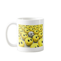 smiley-yellow-march mugs
