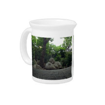 Smiling child statue drink pitcher