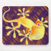 Smiling Gecko - green pattern Mousepads
