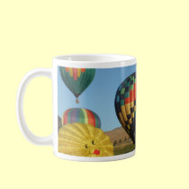 Smiling, Happy Hot Air Balloons mugs