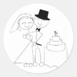 Smiling Stick Figure Couple Cuts the Wedding Cake Round Sticker