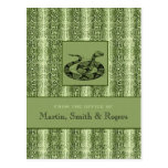 Snakeskin personalizó las postales